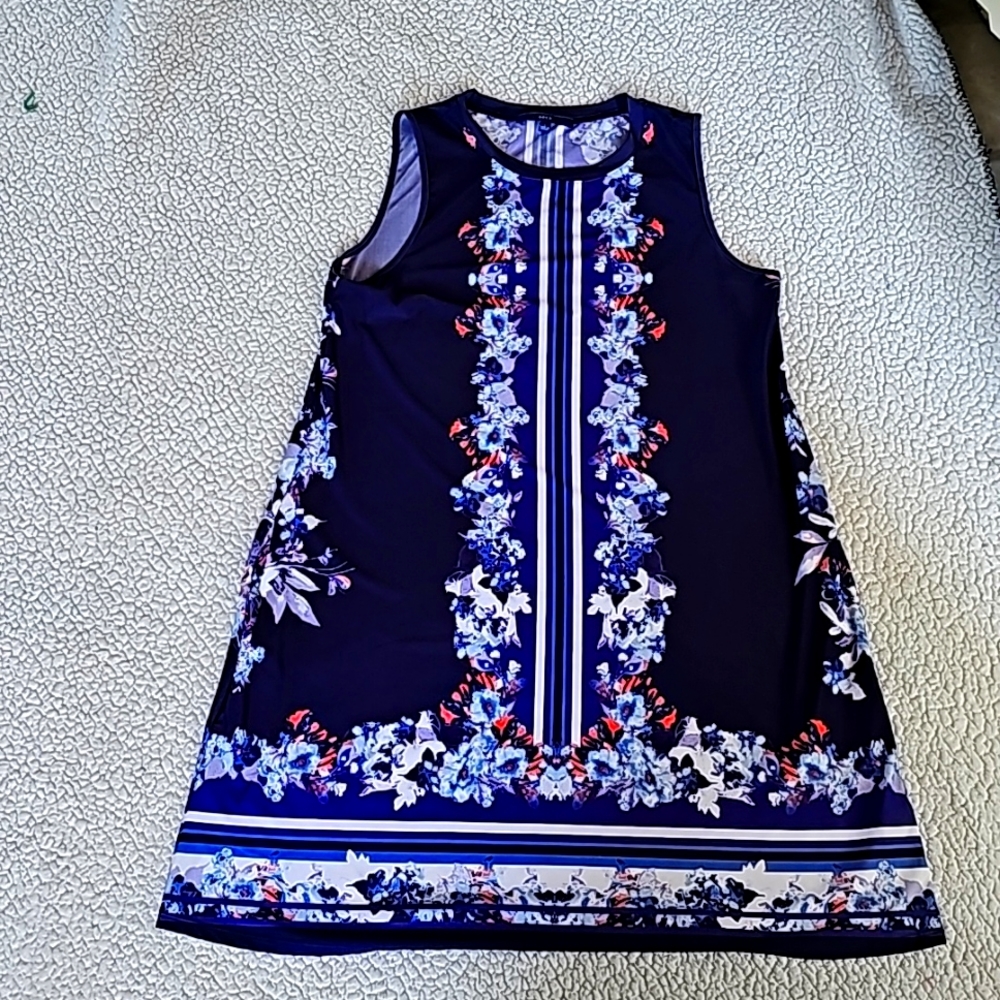 Cute soft womens causal dress with pockets!